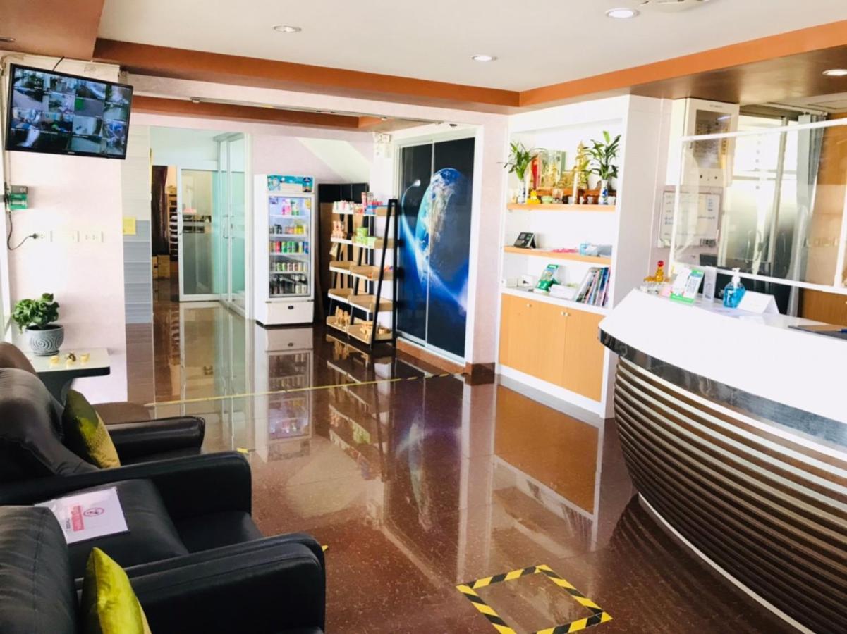 Winner Serviced Apartment Si Maha Phot Экстерьер фото