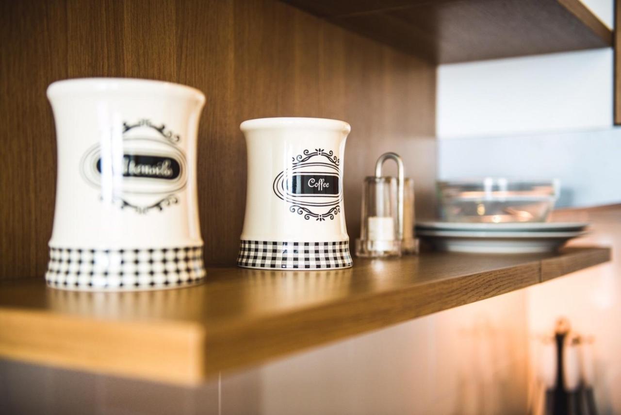 Winner Serviced Apartment Si Maha Phot Экстерьер фото