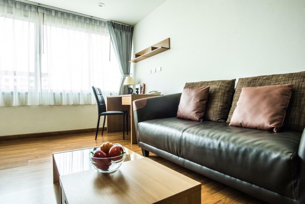 Winner Serviced Apartment Si Maha Phot Экстерьер фото